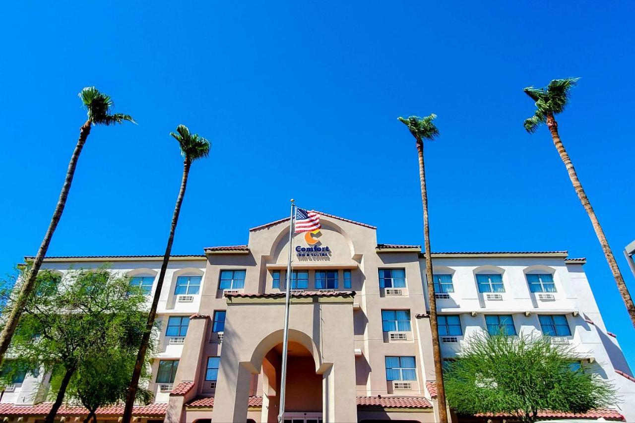 Comfort Inn & Suites Tempe Phoenix Sky Harbor Airport Exterior photo